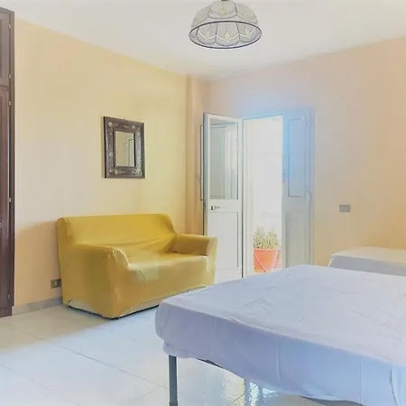 Bella Vista Apartment *